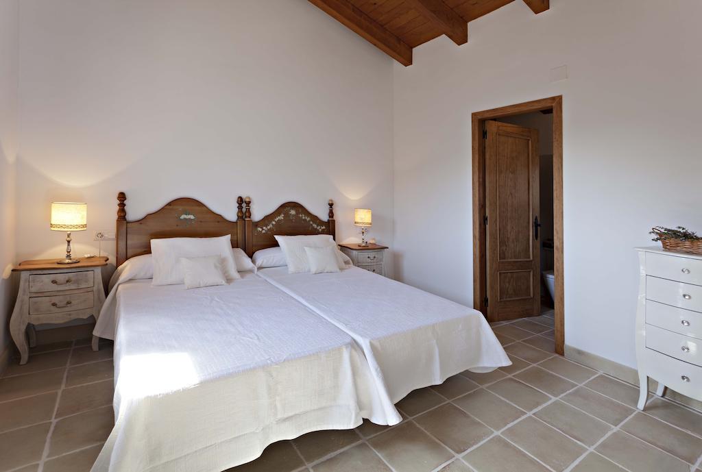 Masia Ca L'Anima Otel La Baronia de Rialb Oda fotoğraf